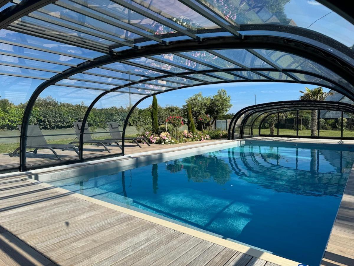 Superbe Villa Tout Confort Avec Piscine Chauffee Er Couverte Et Spa A 2 Pas De La Plage 富埃南 外观 照片