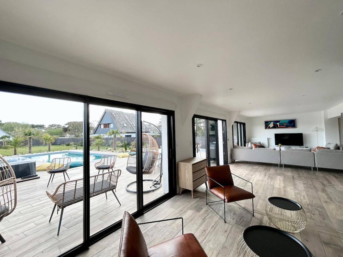 Superbe Villa Tout Confort Avec Piscine Chauffee Er Couverte Et Spa A 2 Pas De La Plage 富埃南 外观 照片
